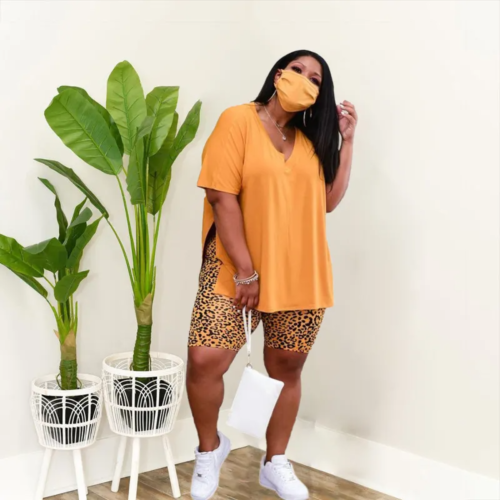 Casual Solid Color Sideslit V Neck T-Shirt And Leopard Shorts Two-Piece Set